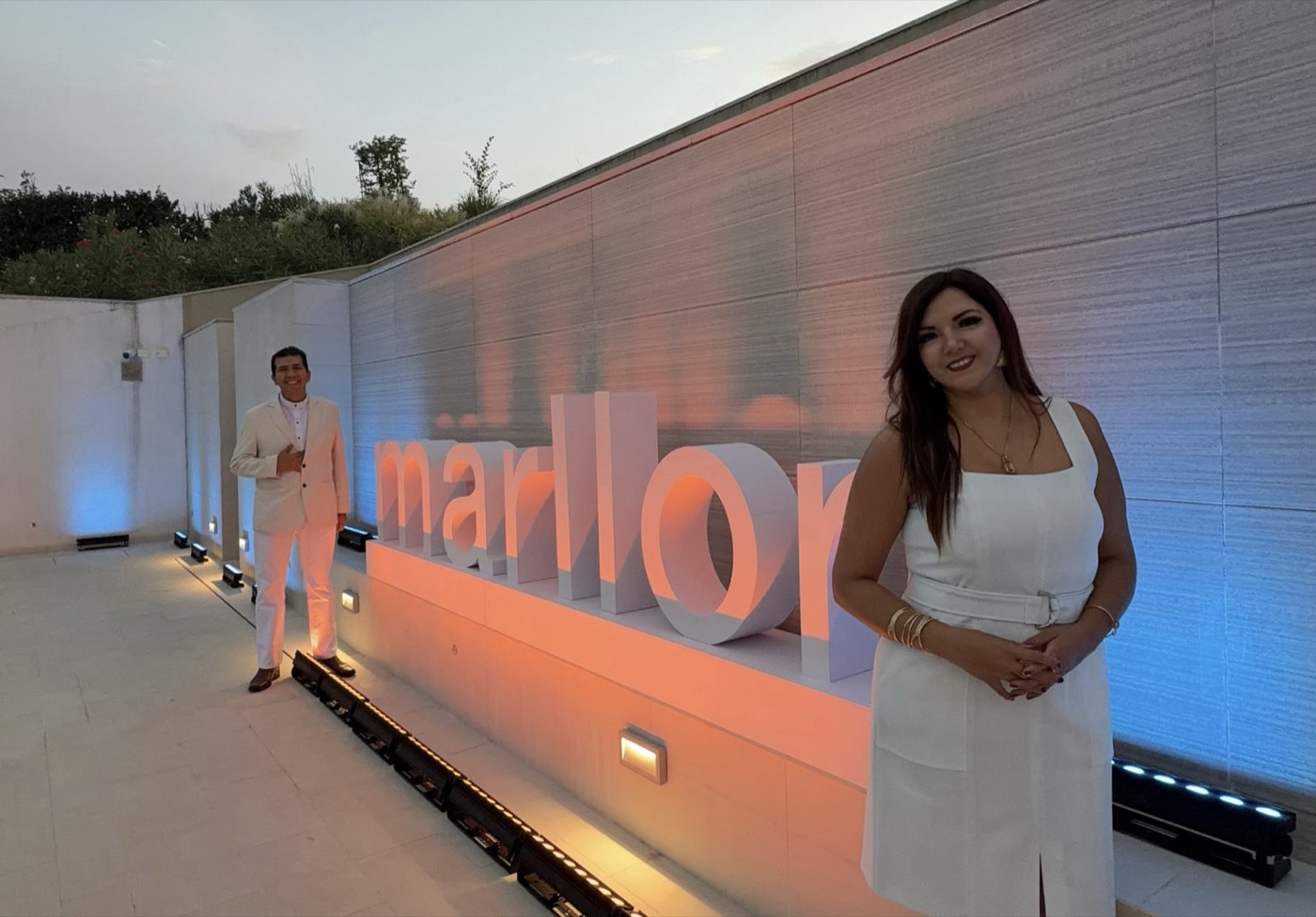 La Dra. Dennisse Arroyo en la sede del Global Summit de Marllor Biomedical, Palazzo di Varignana, Bolonia